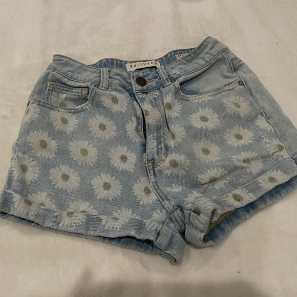 Floral Daisy High Waisted Shorts 🌼 - Picture 3 of 6